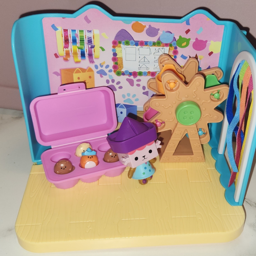 Colorful Playset with Character and Accessories